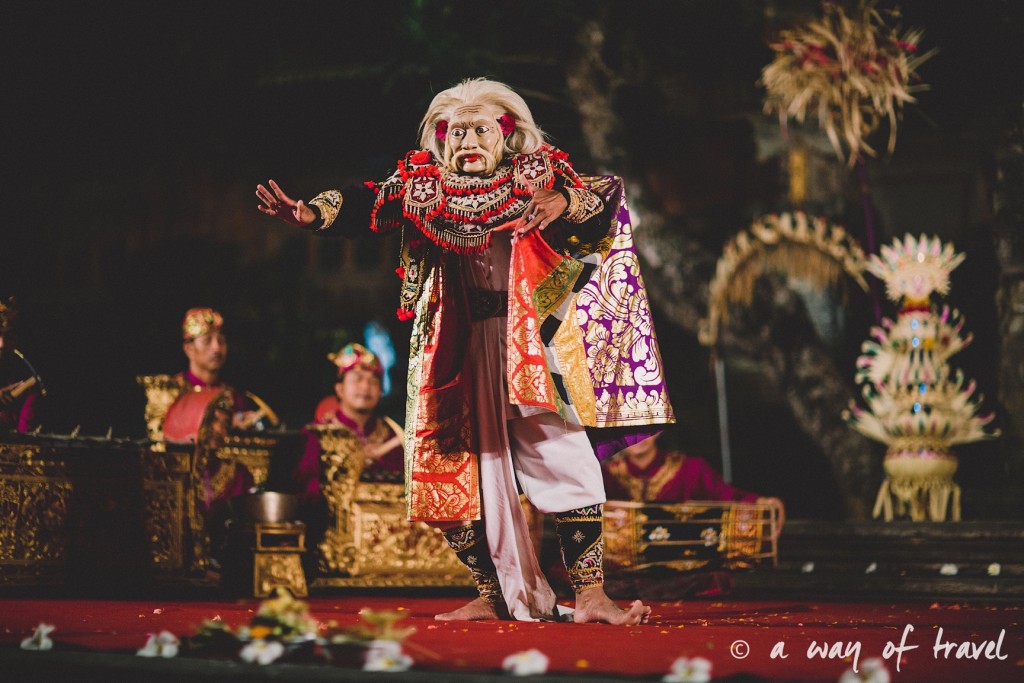 Indonesia Bali quoi faire visit Ubud danse traditionnelle