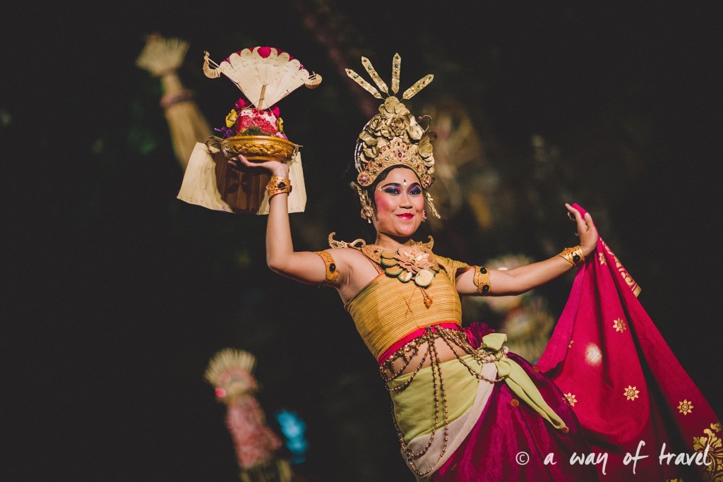 Indonesia Bali quoi faire visit Ubud danseuse balinaise