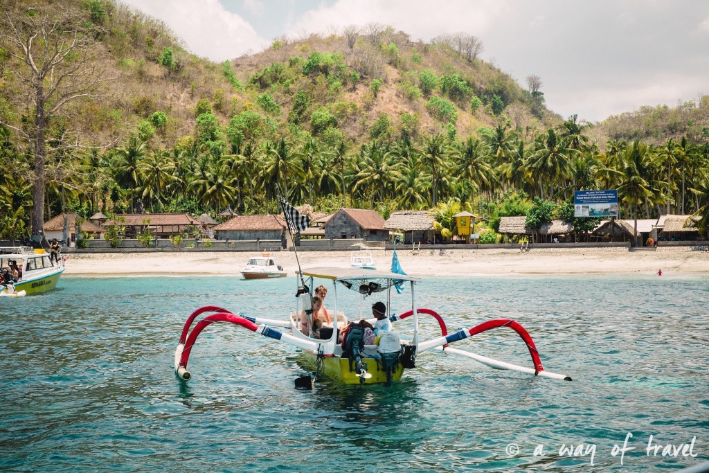 Visit Bali Indonesie Nasi Lembongan bateau pecheur