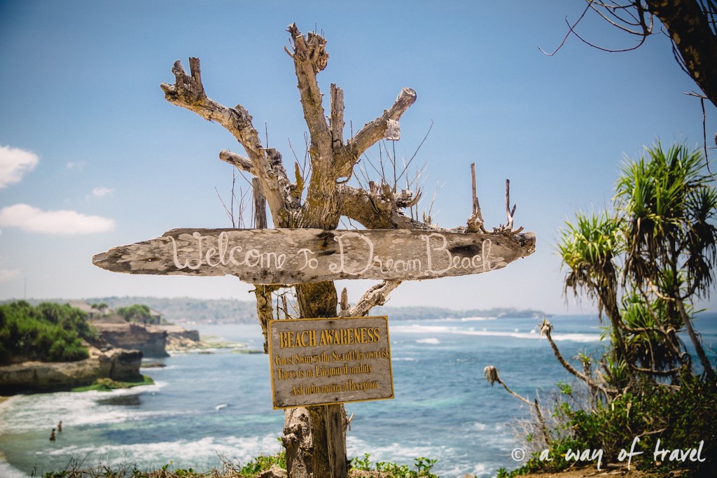 Visit Bali Indonesie Nasi Lembongan sign welcome dream beach