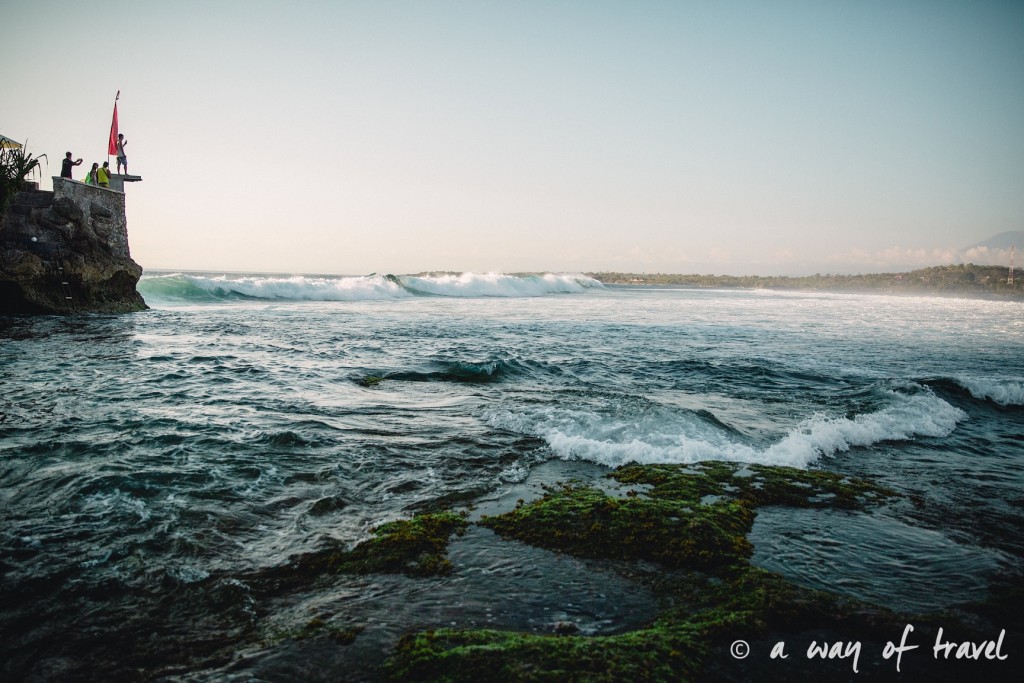 Visit Bali Indonesie Nasi Lembongan wave vague surf secret point